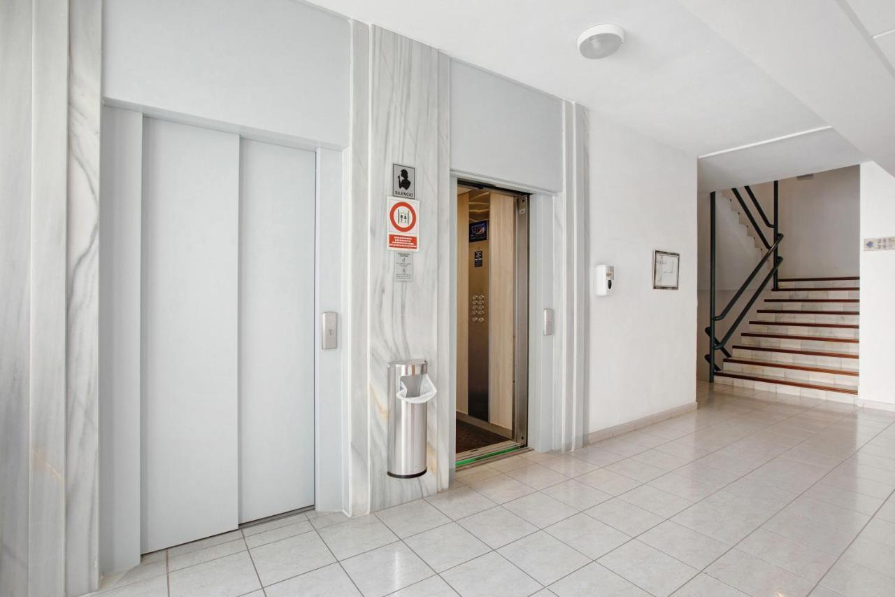 Club Atlantis 223 Apartment Адехе Екстериор снимка